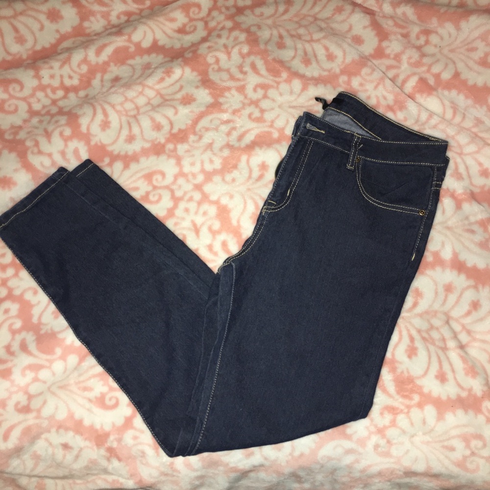 Forever 21 dark wash NWT skinny stretch jeans
